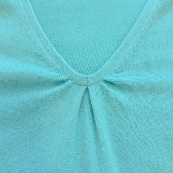 Talbots Petites 100% cashmere aqua v neck sweater sz S - Picture 5 of 6